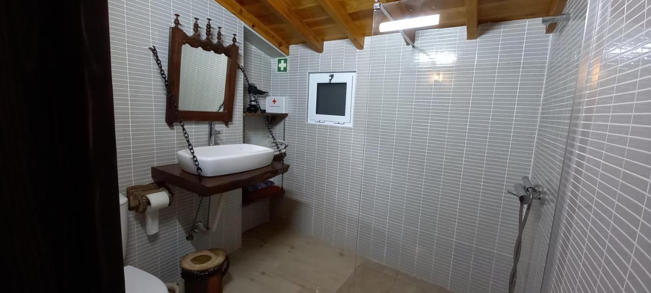 Casa Da Bisa - Santa Maria - Acores Santa Bárbara Eksteriør billede